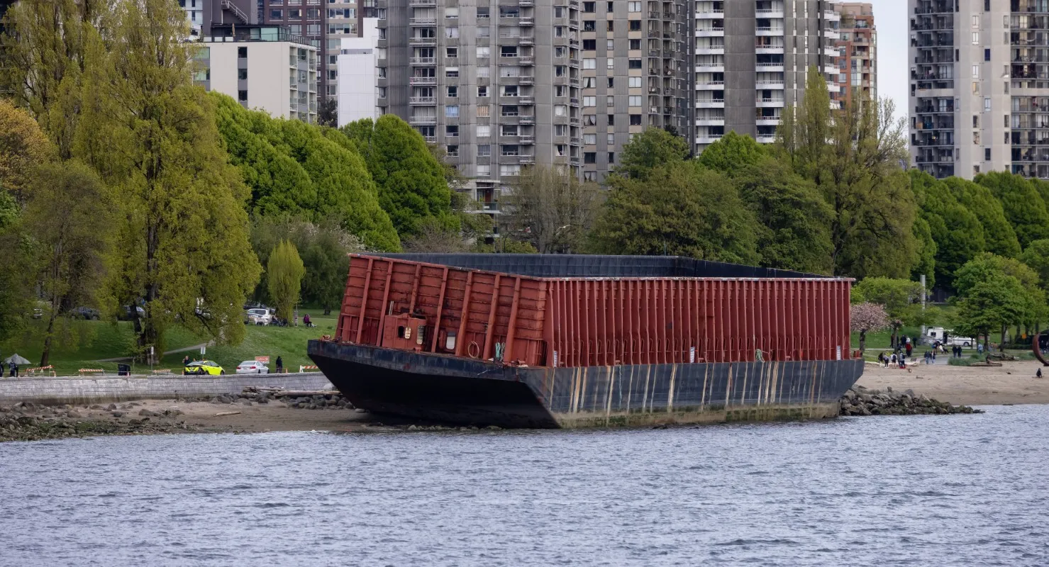 Barge